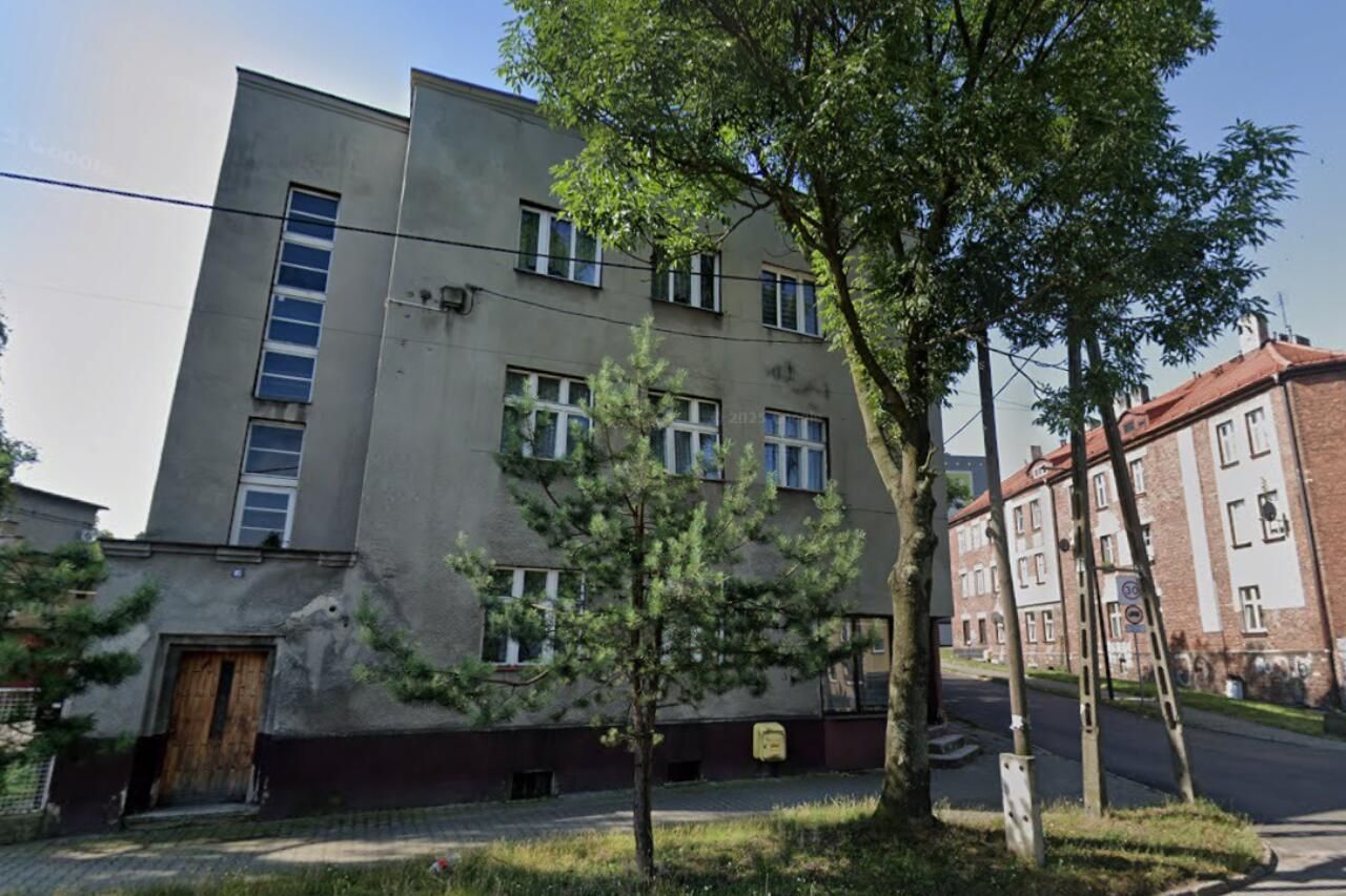 Generalny remont domu wielorodzinnego pod mieszkania na wynajem, Ruda Śląska